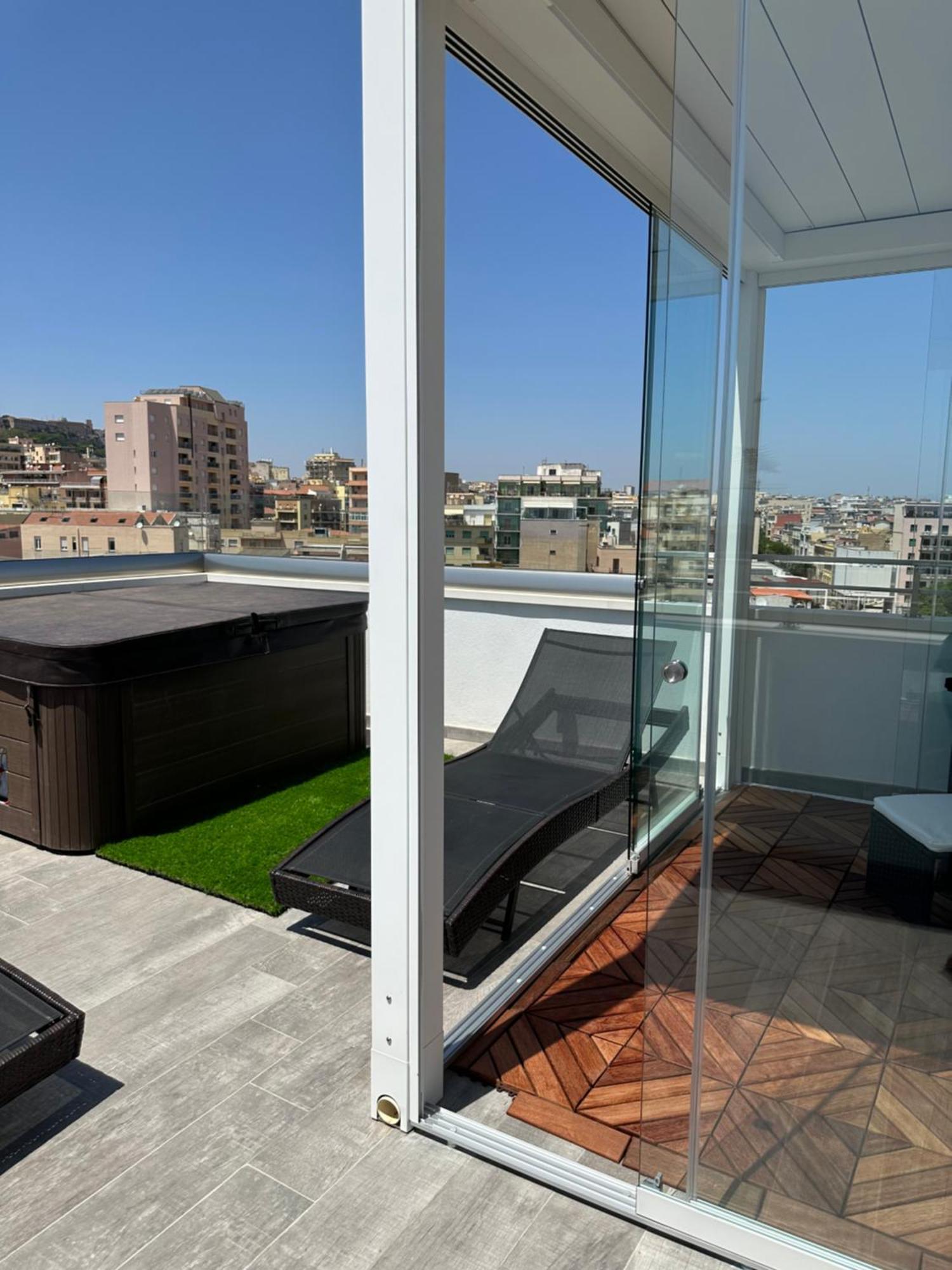 18 Dante Luxury Suites Cagliari Exterior photo